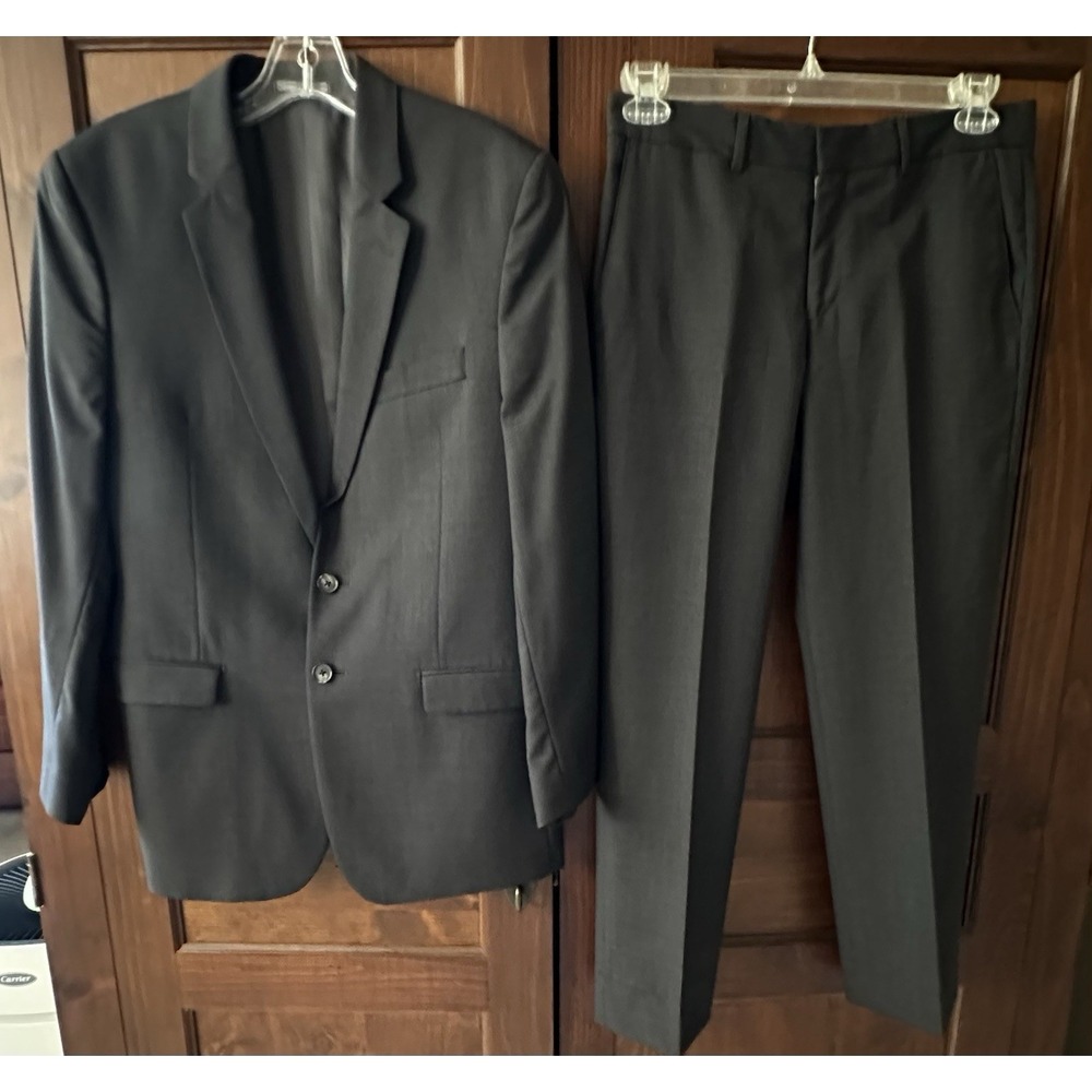 Barneys New York 100% Wool Suit 40R Jacket 32x27 Pants Grey READ